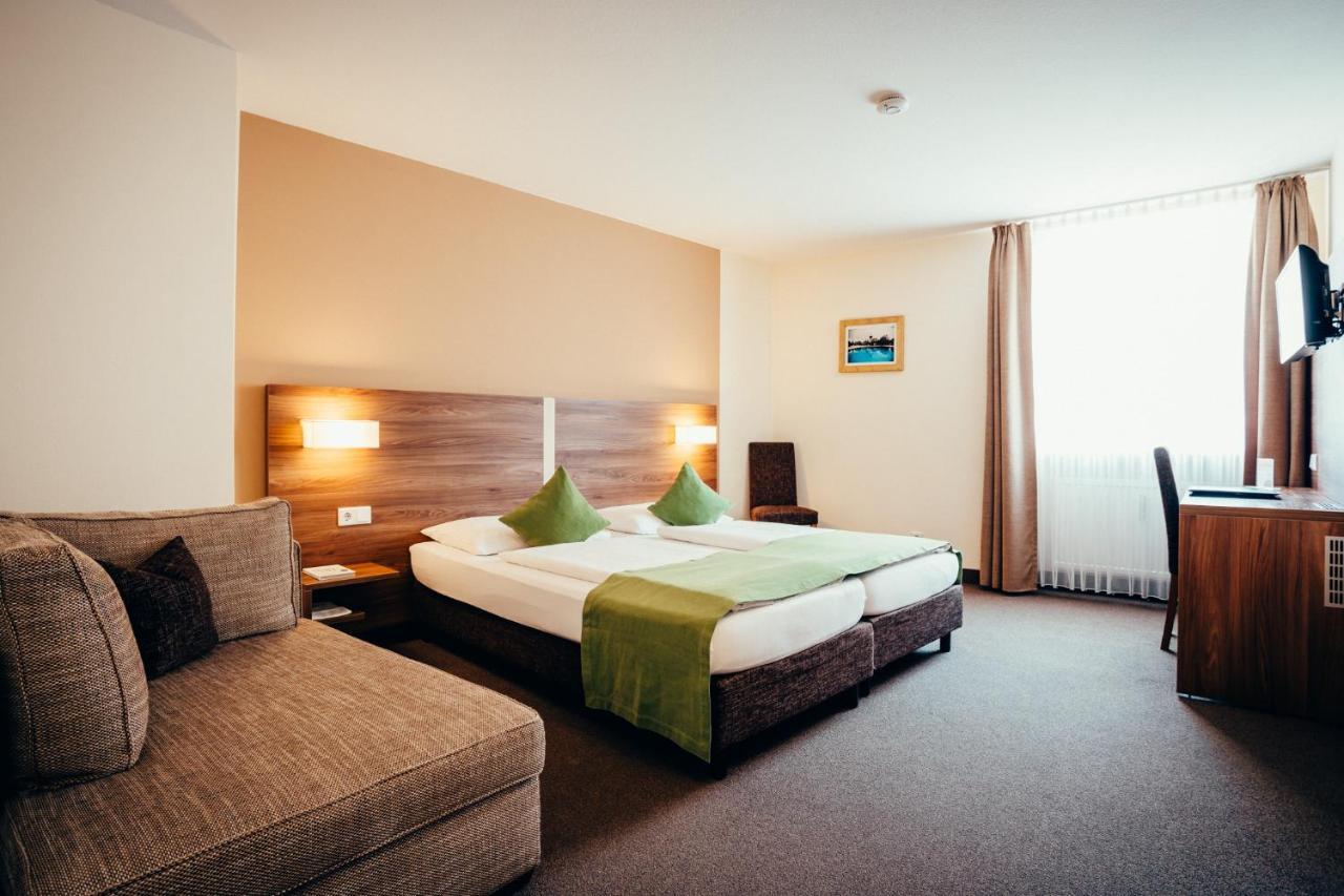 Hotel Adler Айхштет Экстерьер фото